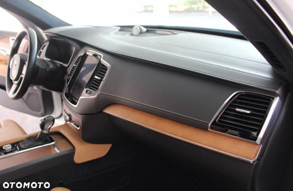 Volvo XC 90 T6 AWD Geartronic Inscription - 18