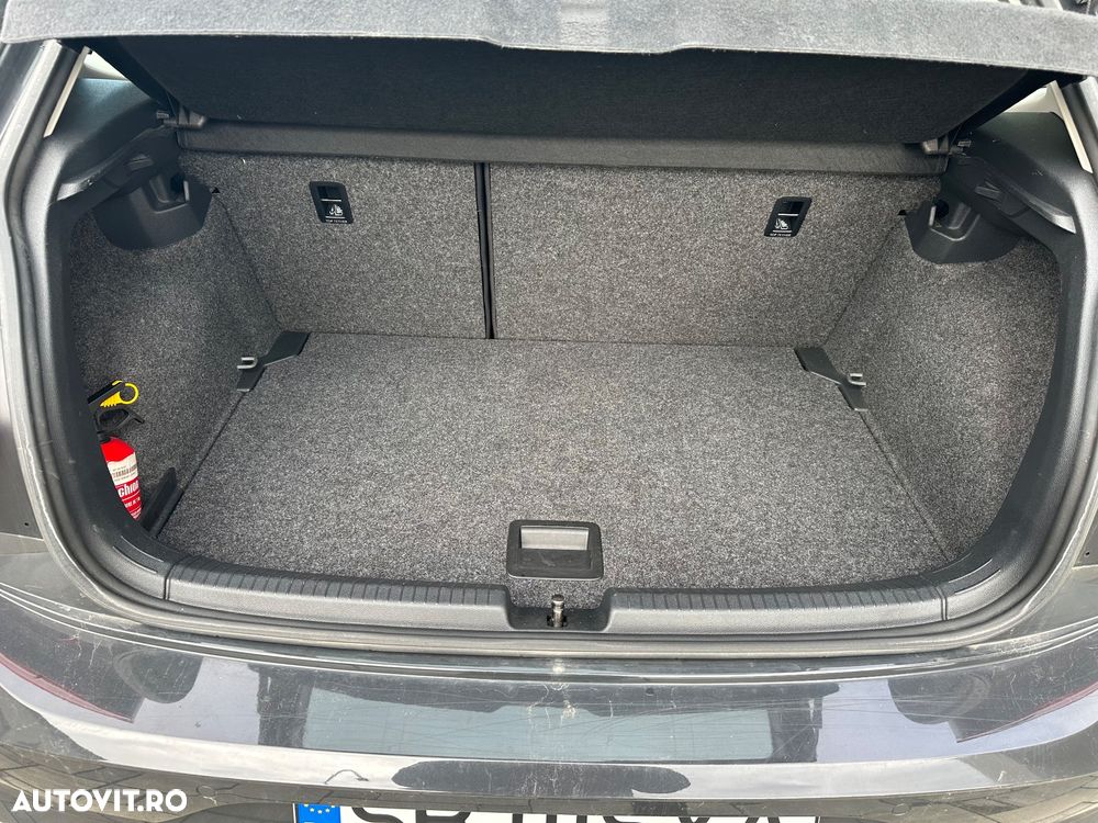 Volkswagen Polo - 10