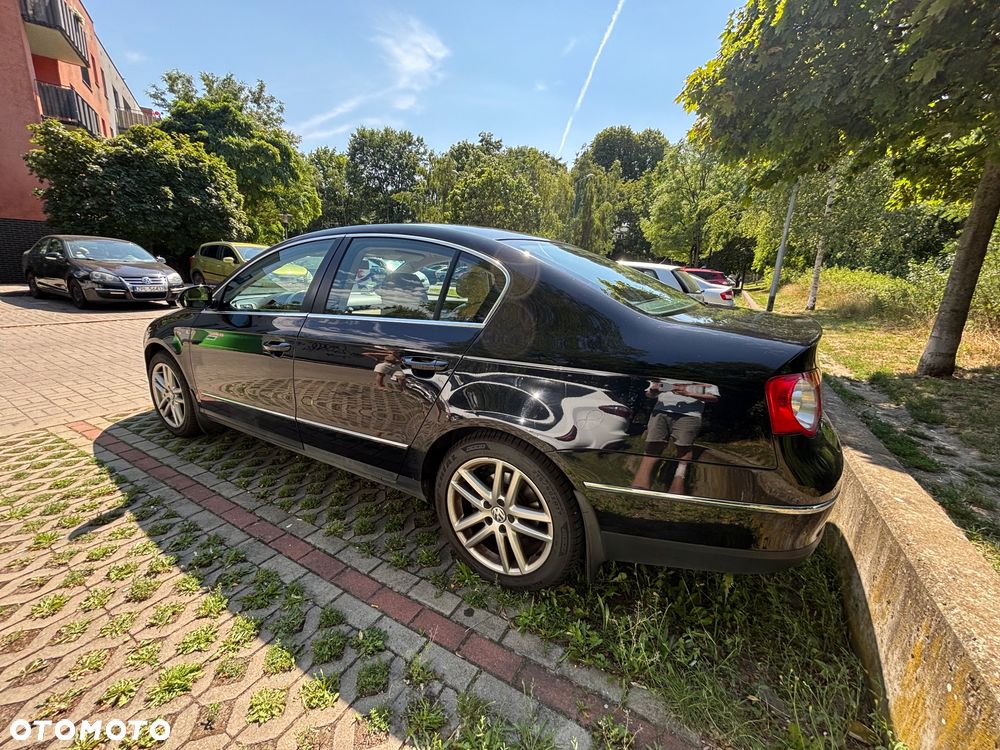 Volkswagen Passat 2.0 TDI Highline - 4