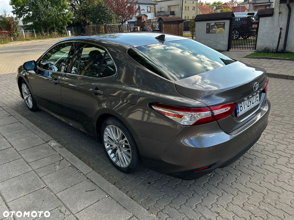 Toyota Camry Business Edition - 7