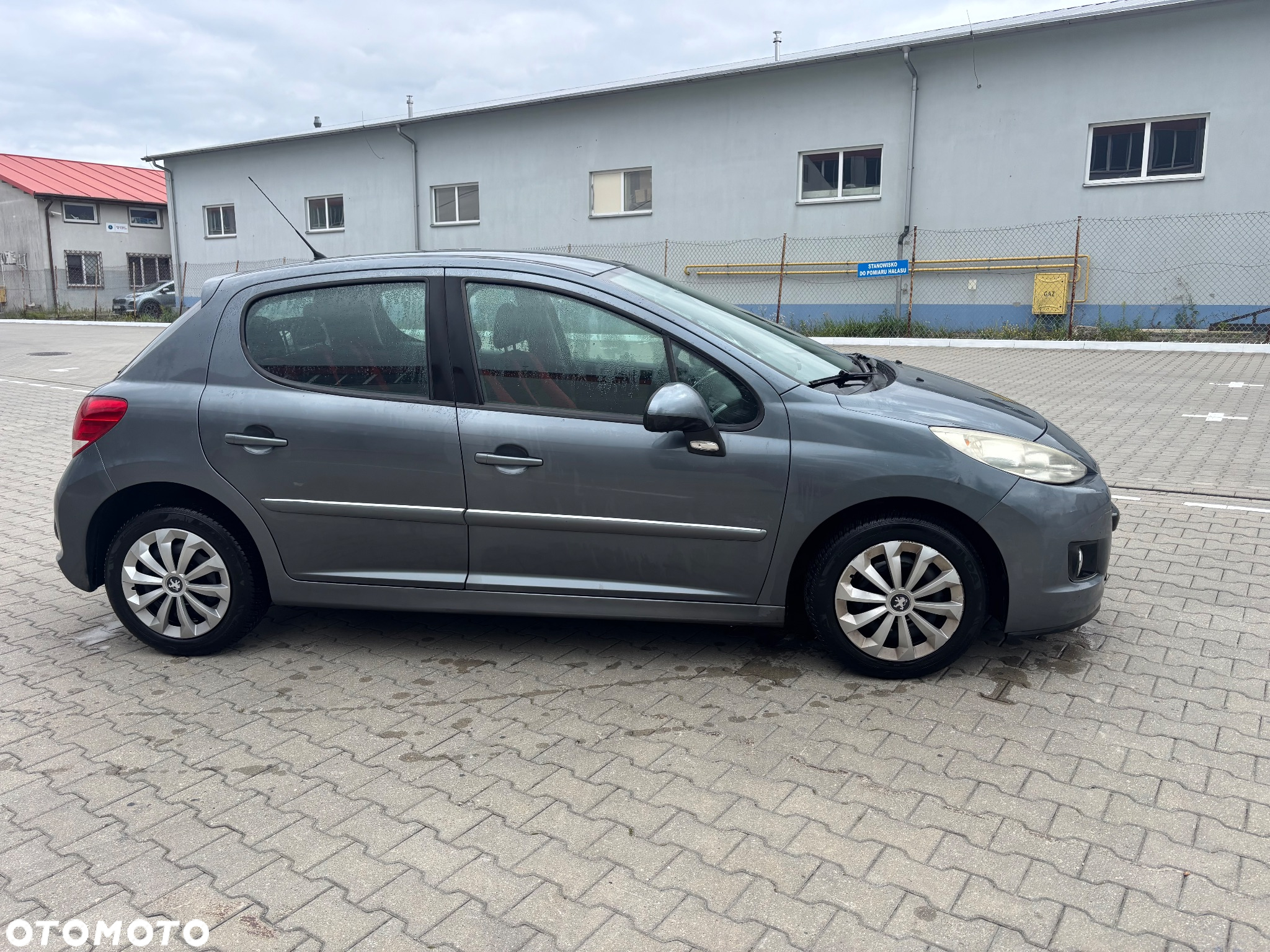 Peugeot 207 1.4 Trendy - 8