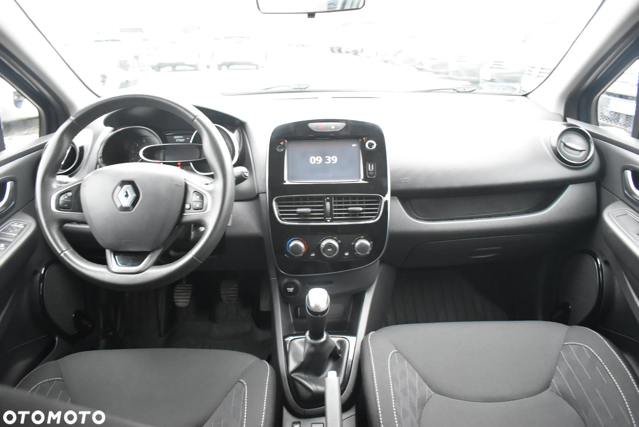 Renault Clio 1.5 dCi Energy Limited - 19