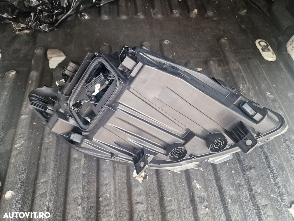 Far Mercedes Sprinter full led high performance w907 stanga ca nou - 2