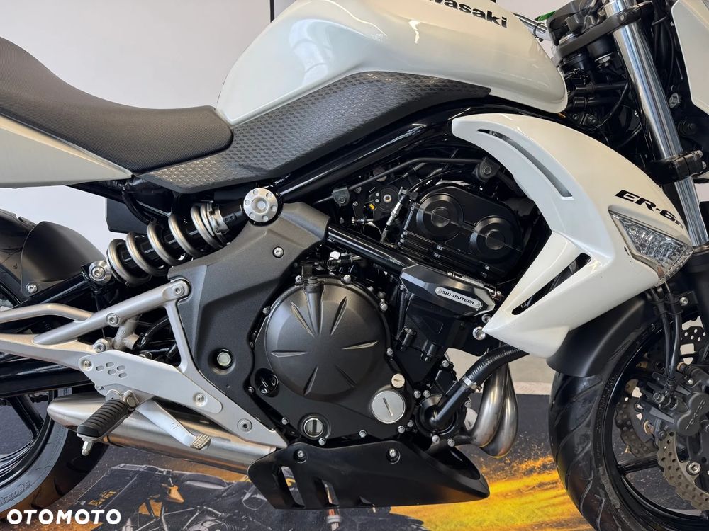 Kawasaki ER - 13