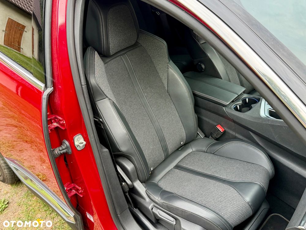 Peugeot 3008 1.2 PureTech GT S&S EAT8 - 16