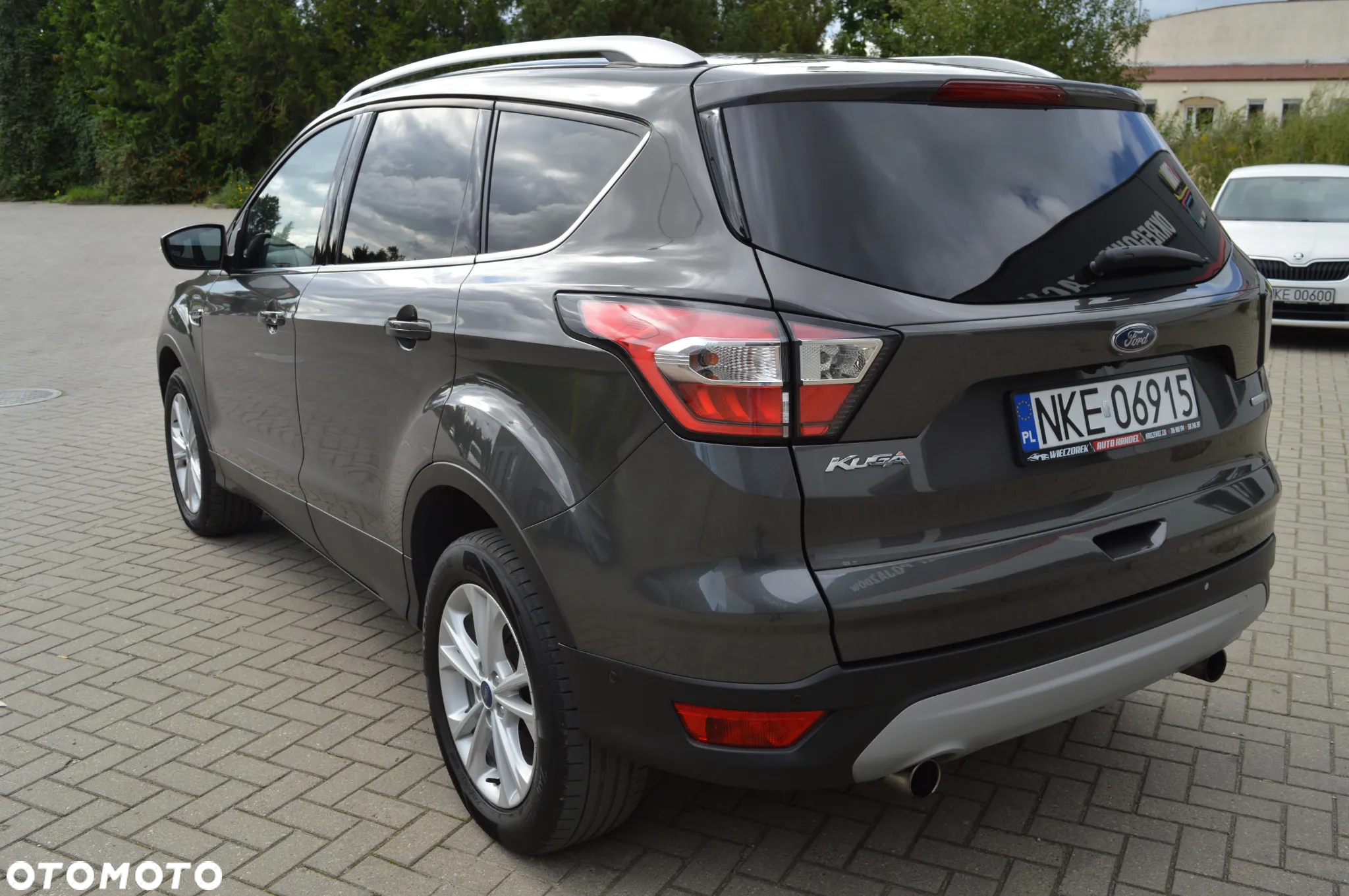 Ford Kuga 1.5 EcoBoost 2x4 Titanium - 7