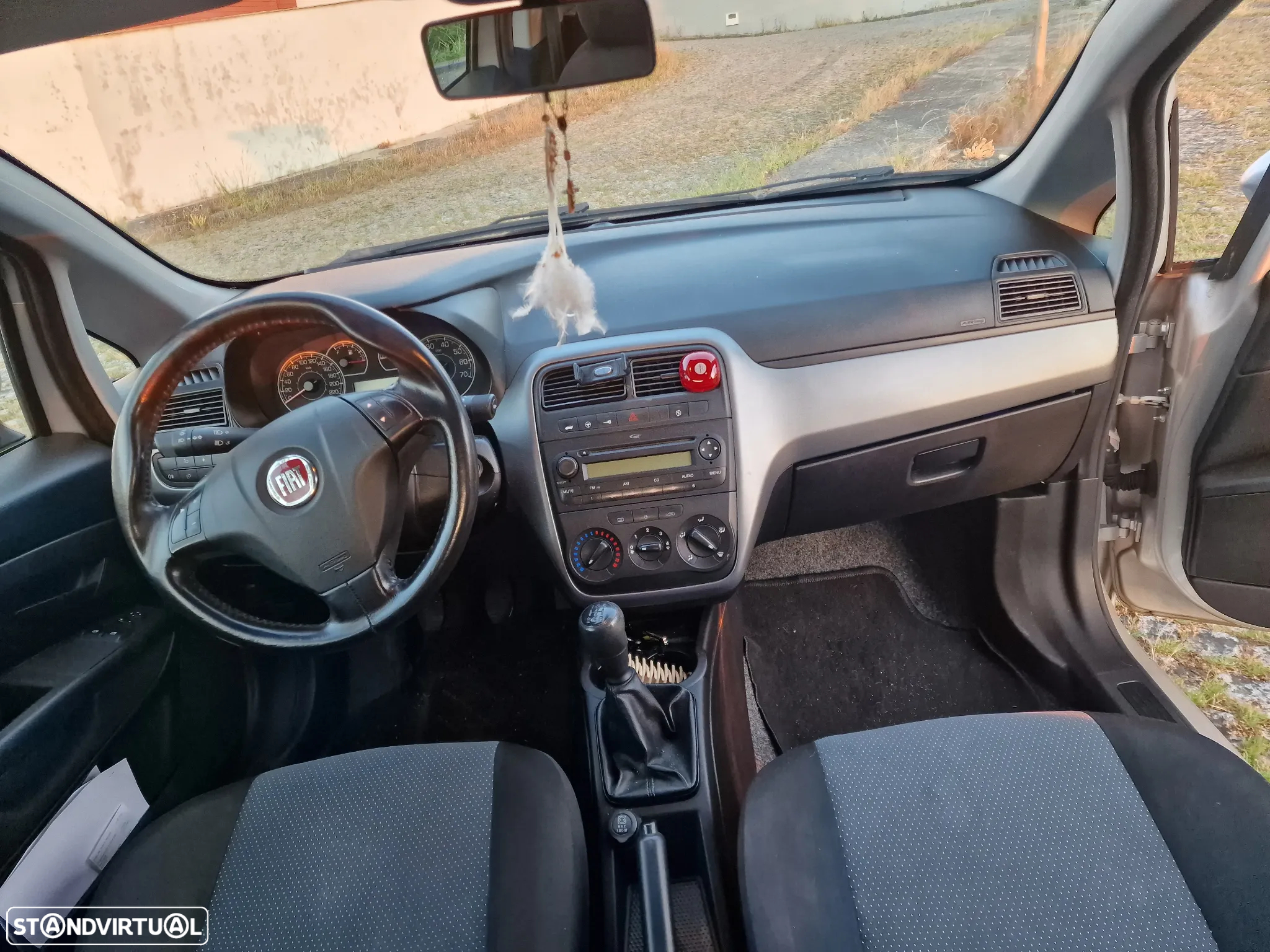 Fiat Grande Punto - 8