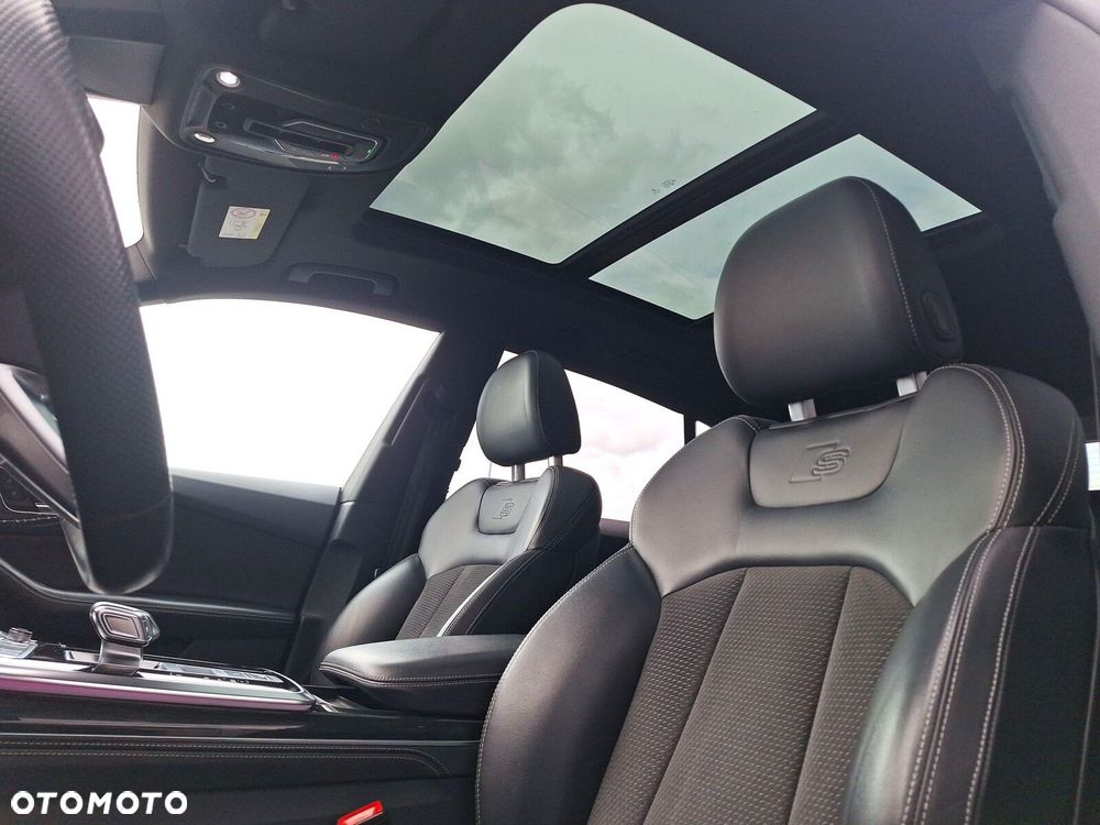 Audi SQ8 - 12