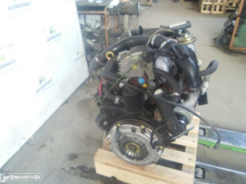 MOTOR COMPLETO FORD FOCUS SEDAN 2001 - 2