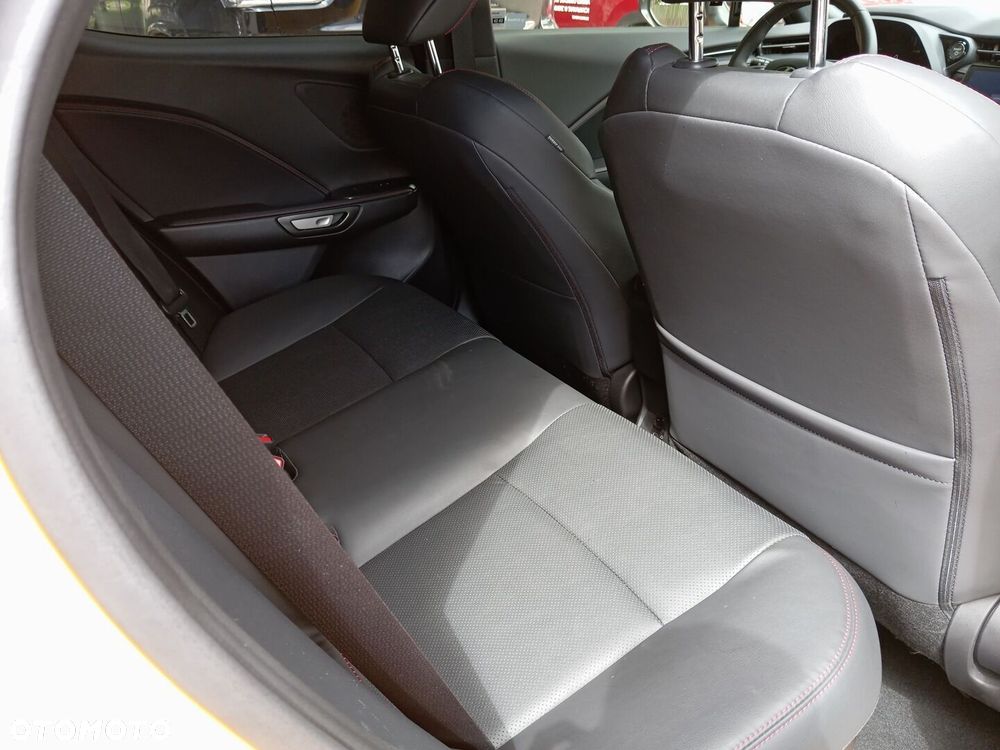 Lexus LBX 1.5 Hybrid Emotion - 13