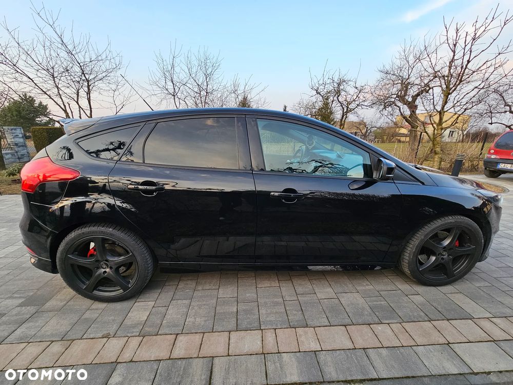 Ford Focus ST - 5