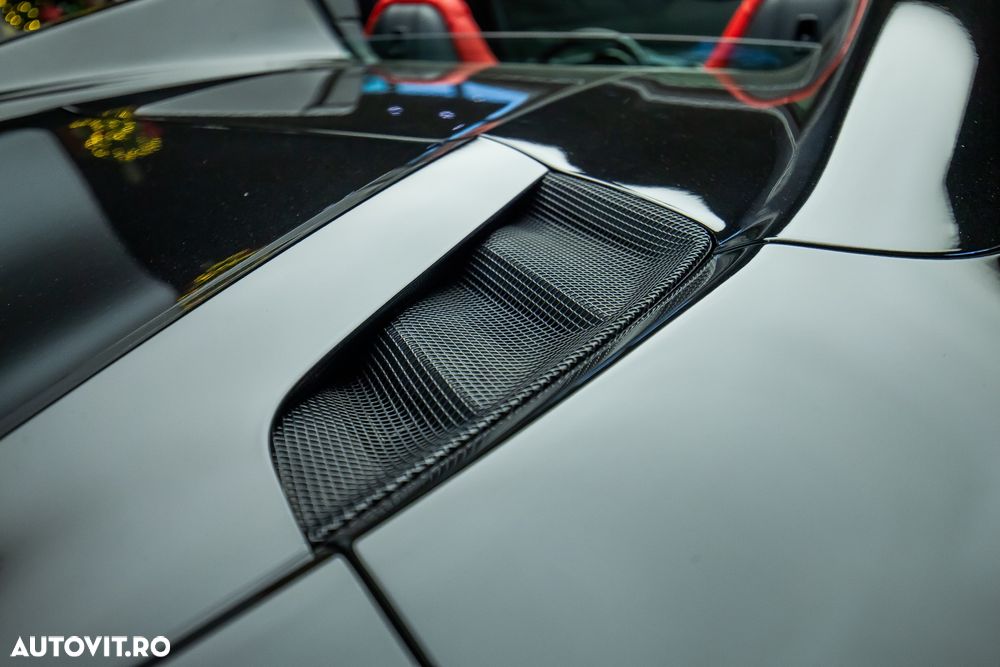 Ferrari 488 Spider - 17