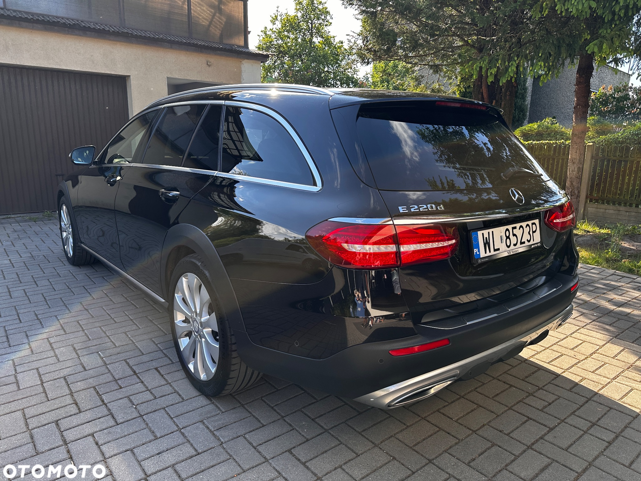 Mercedes-Benz Klasa E 220 d 4Matic T All-Terrain 9G-TRONIC Avantgarde - 3