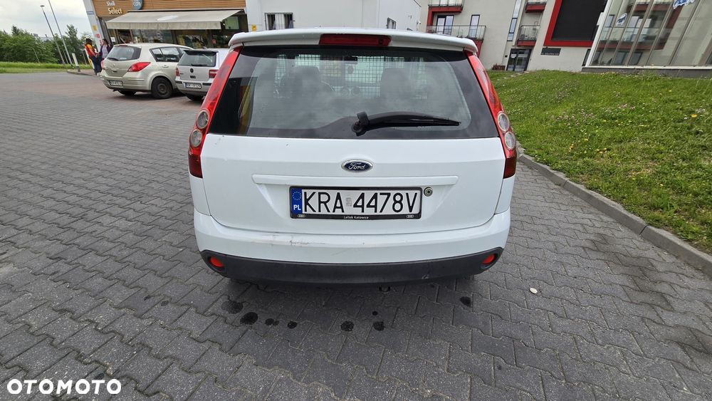 Ford Fiesta 1.4 TDCI - 6