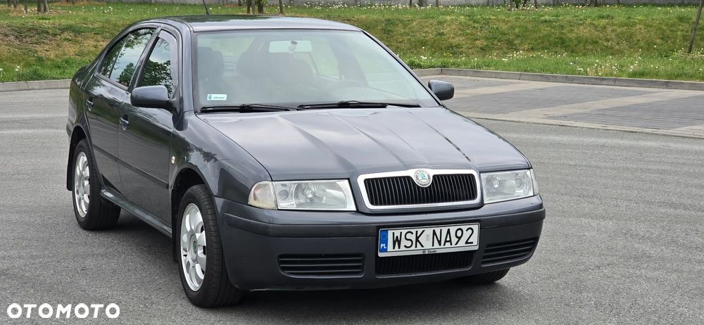Skoda Octavia 1.6 Active - 4