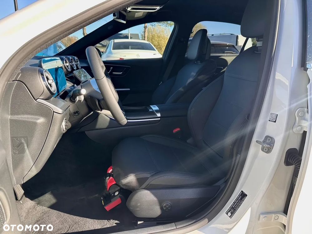 Mercedes-Benz Klasa C 200 d mHEV Business Edition - 18