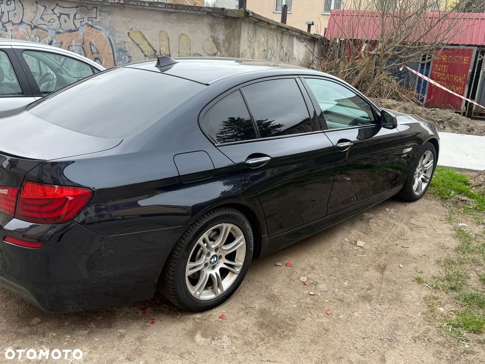 BMW Seria 5 528i xDrive - 5