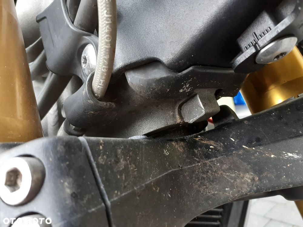 Triumph Speed Triple - 25