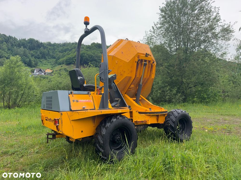 Terex 4t Benford Wozidło Budowlano-Rolnicze 4 tony ładowność. Obrotowa Koleba. 4x4 napęd. Potężna Moc silnika i Hydrauliki. Najlepszy silnik Yanmar. Maszyna Kupiona z Norweskiego Gospodarstwa Rolniczego typu Kurniki. Maszyna Zadbana! Odpala na dotyk. Skrzynia Automatyczna REWERS+Szybka wolna jazda. Pełny Oryginał. Serwisowane w Dekra Norweska! Hamulce brzytwa. Maszyna Woziła lekkie ładunki. Maszyna nie była katowana! Wielka Okazja. Wszystko w pełnym Oryginale. Niski przebieg 1898mtg - 5