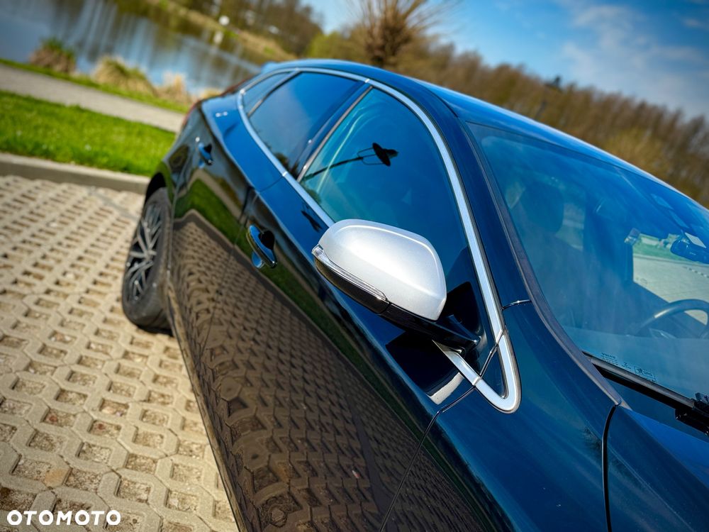 Volvo V40 D4 Drive-E R-Design Momentum - 11