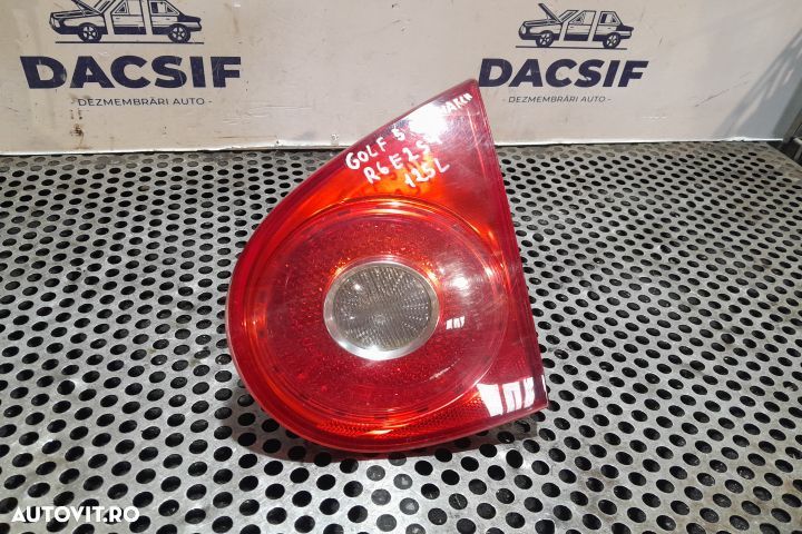 Lampa / Tripla stop dreapta pe hayon 1K6945094E 1K6945094E Volkswagen - 2