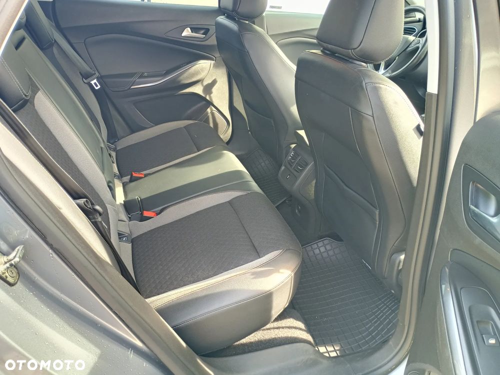 Opel Grandland X 1.2 Start/Stop Business INNOVATION - 20
