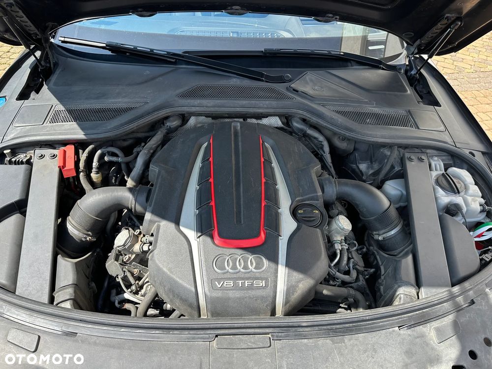 Audi S8 - 17