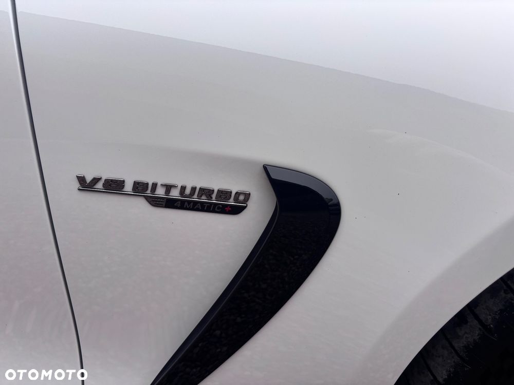 Mercedes-Benz AMG GT - 5