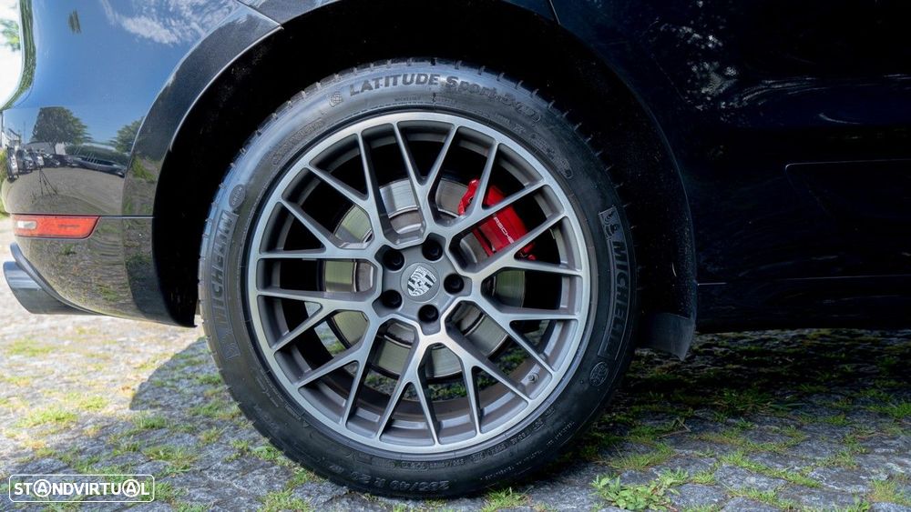 Porsche Macan Turbo Performance Package - 10