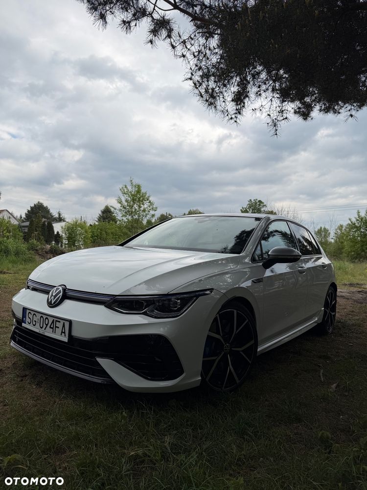 Volkswagen Golf - 10