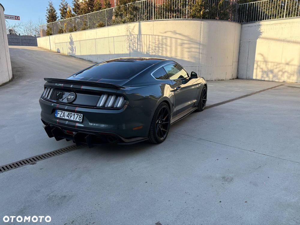 Ford Mustang 5.0 V8 GT - 8