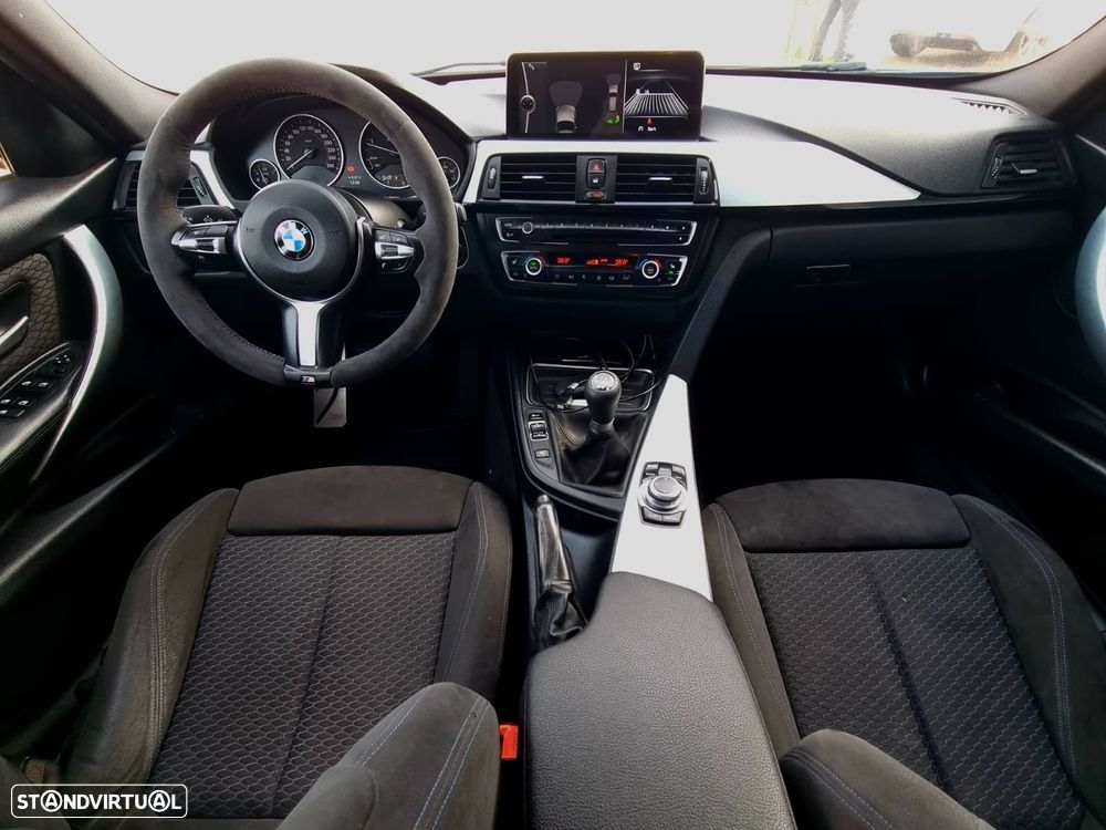 BMW 320 d Touring Pack M - 20