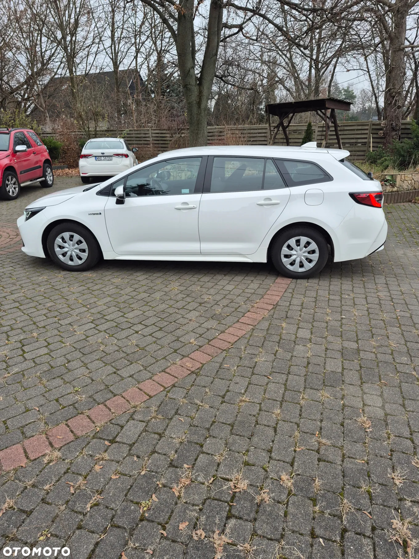 Toyota Corolla 1.8 Hybrid Comfort - 23