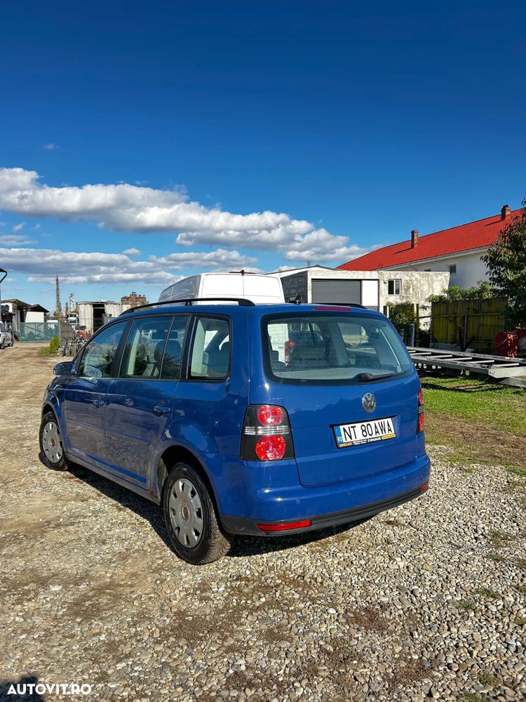 Volkswagen Touran ver-2-0-tdi-trendline - 5