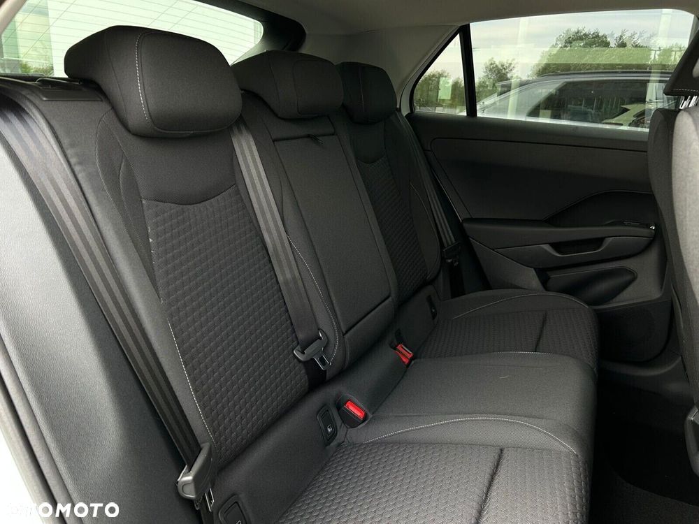 Volkswagen T-Roc - 8