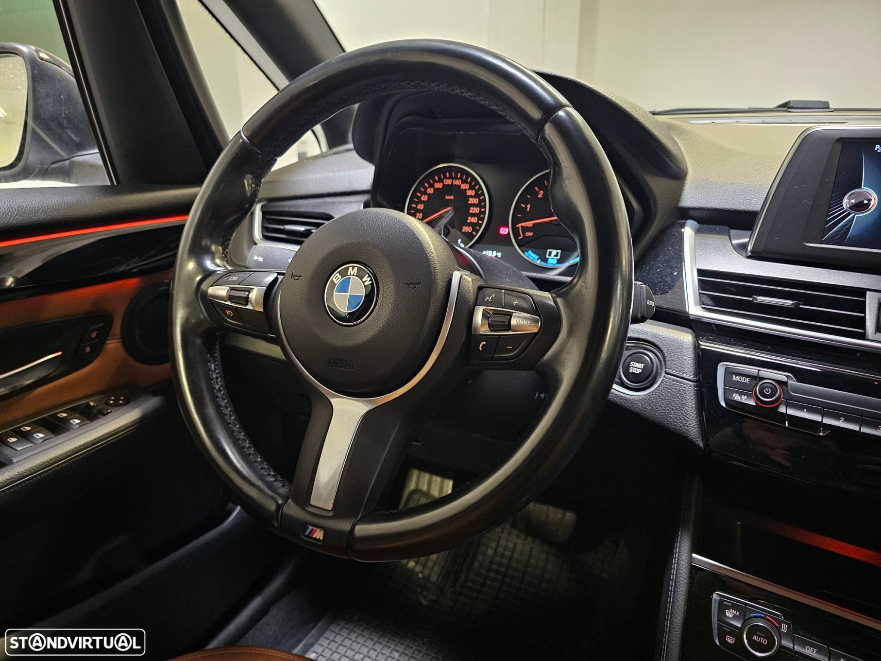 BMW 225xe Active Tourer Line Luxury - 19