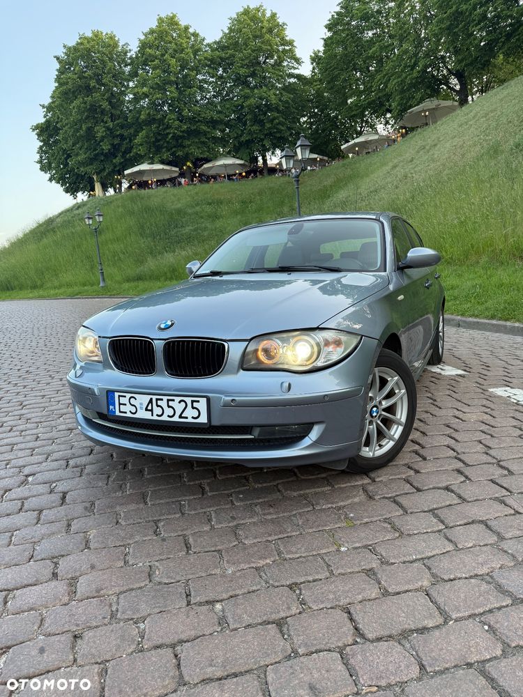 BMW Seria 1 118i - 1