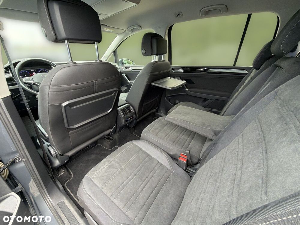Volkswagen Touran 1.5 TSI EVO Highline DSG - 32