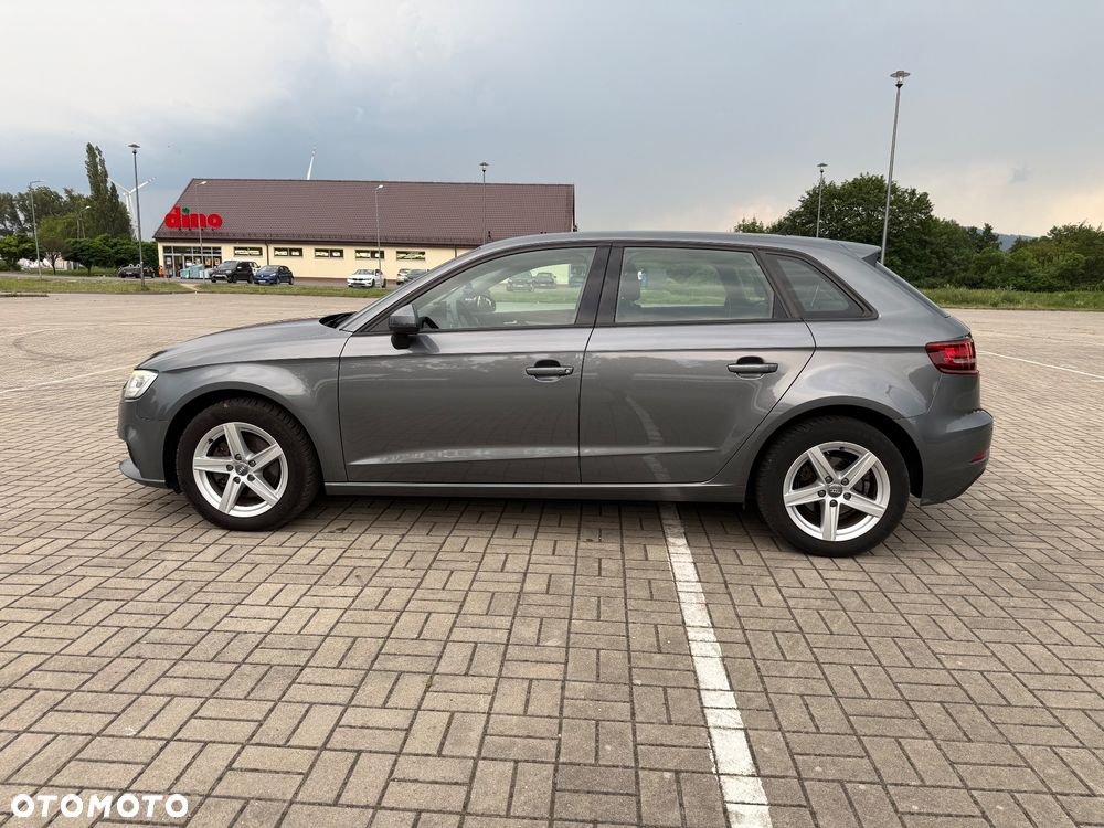 Audi A3 Sportback 30 TFSI - 8