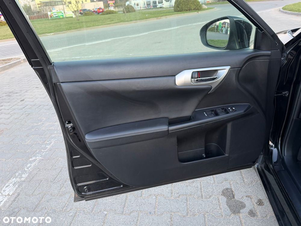 Lexus CT 200h Business - 11