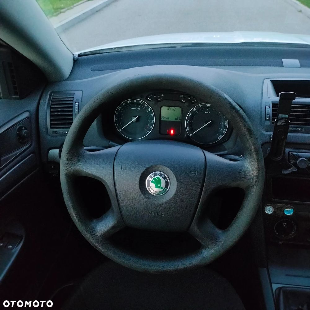 Skoda Octavia 2007 photo 5