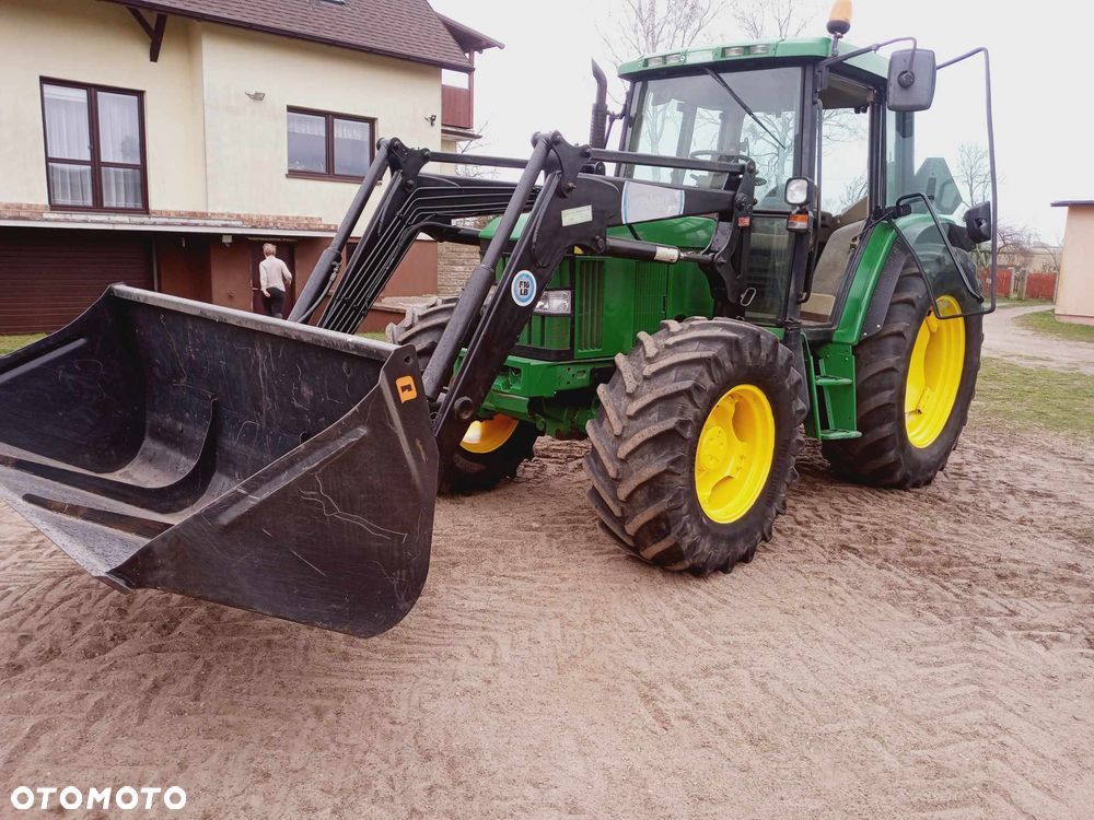 John Deere John Deere 6210 , ROK 2001 + TUR - 2