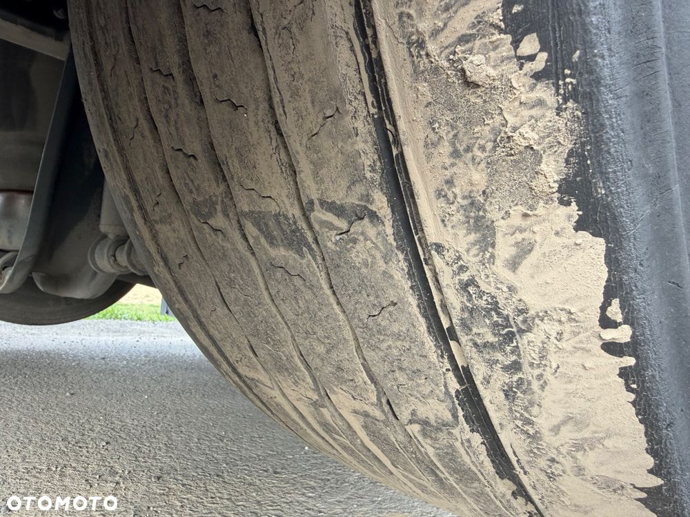 MAN TGX 26.420 6x2 // Oś podnoszona // Firanka // Winda - 13