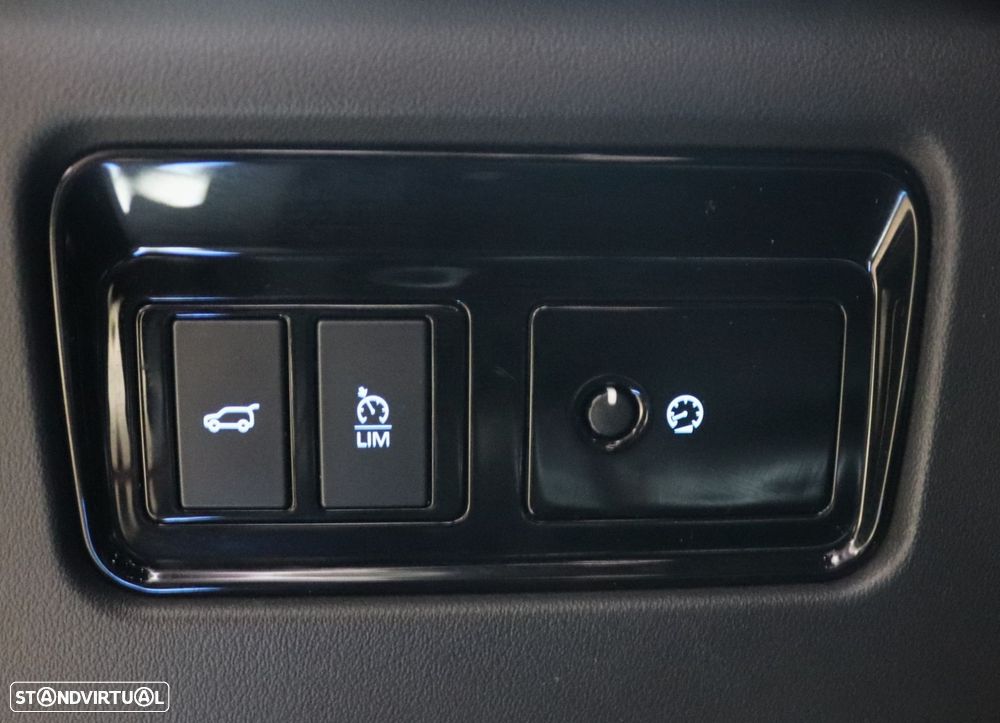 Jaguar F-Pace 2.0 i4D R-Sport Aut. - 14