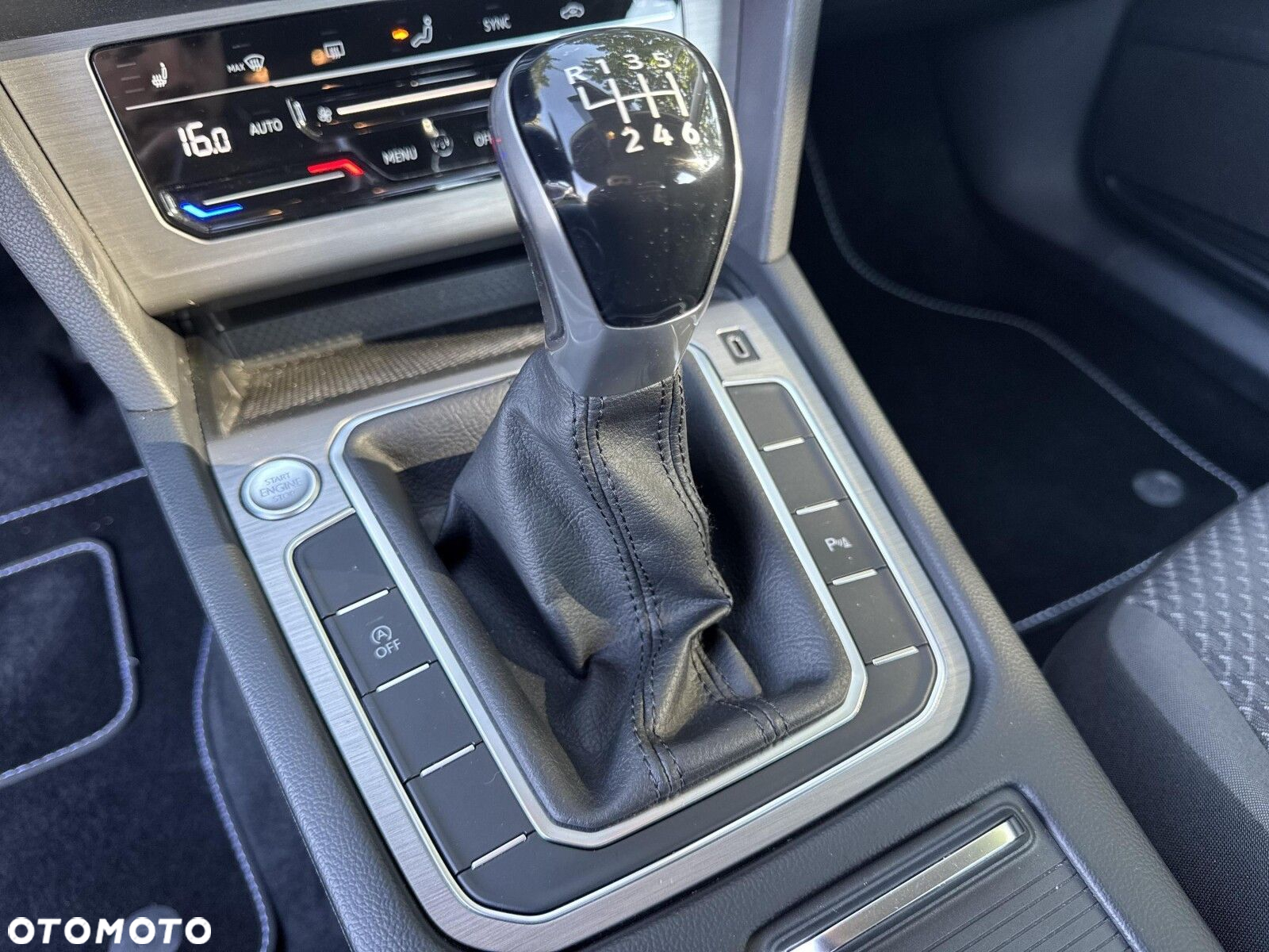 Volkswagen Passat 2.0 TDI EVO Essence - 30