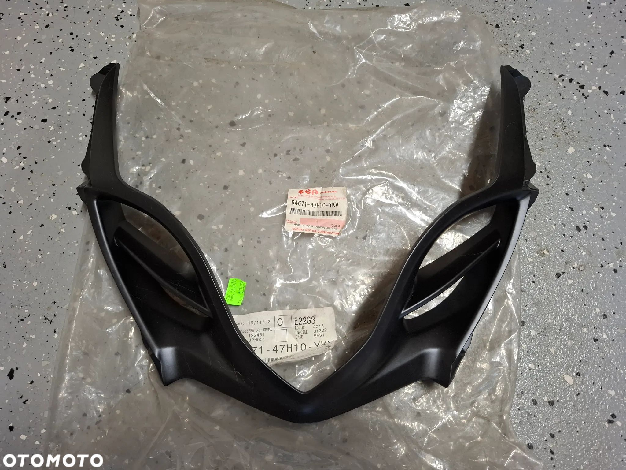 Suzuki GSXR 1000 K9 L0 L1 L2 owiewka czacha wlot powietrza - 1