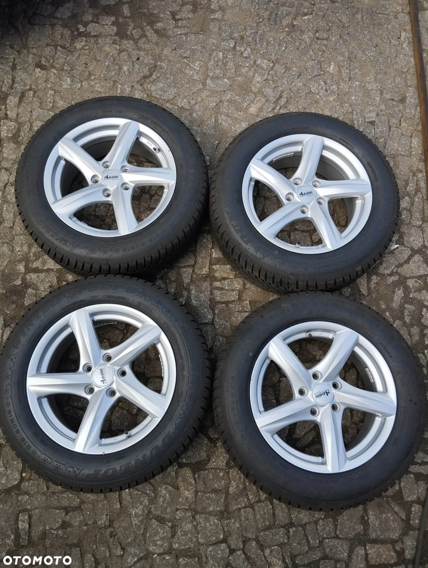 Koła zimowe do VW Passat B8 16'' 215 60 Dunlop 7J ET45 - 2