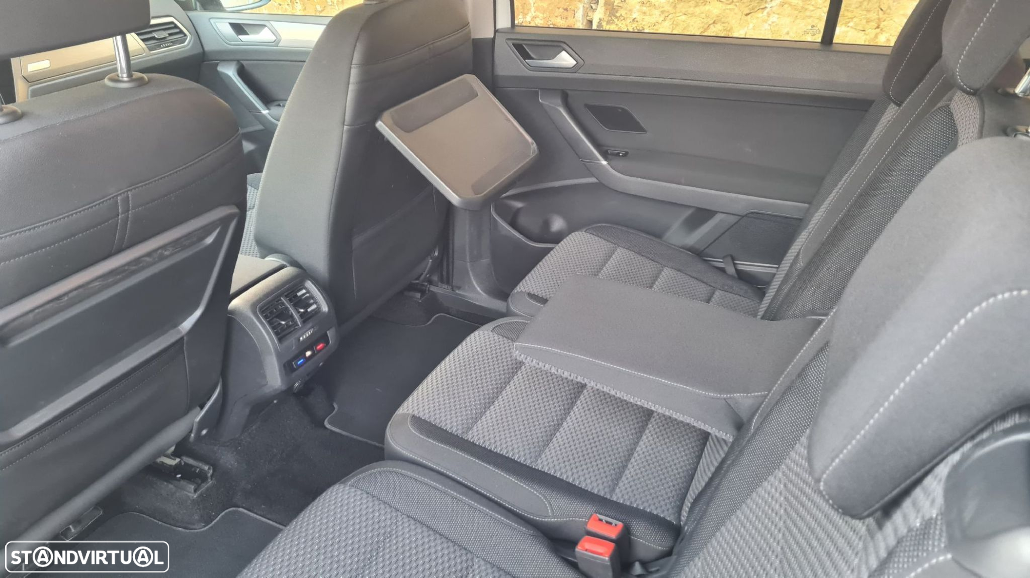 VW Touran 1.6 TDI Confortline DSG - 43