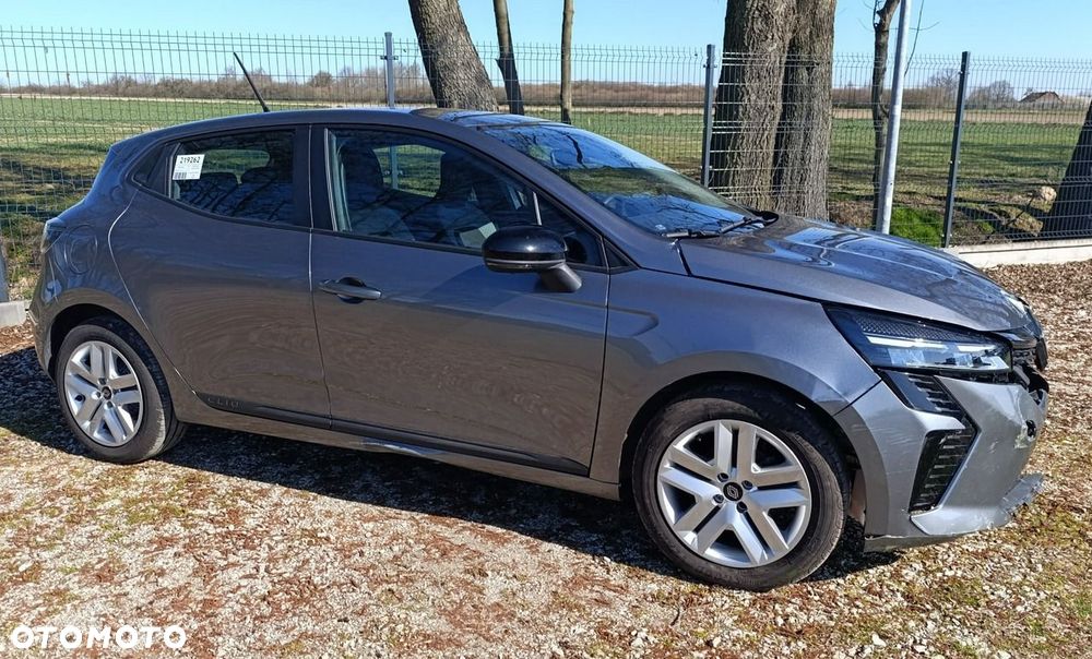 Renault Clio - 2