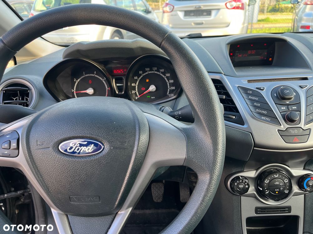 Ford Fiesta 1.25 Trend EU5 - 13